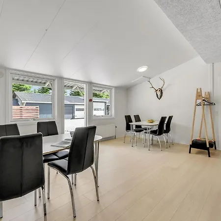 Awesome In Henne With Wifi And 1 Bedrooms *