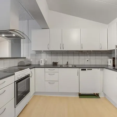 Awesome In Henne With Wifi And 1 Bedrooms Henne Strand